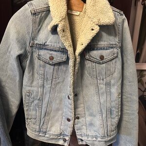 Womans 1970’s Sherpa Jacket